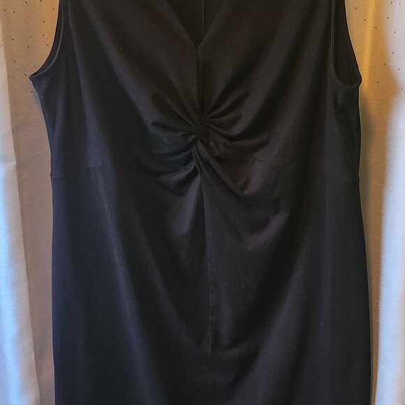 🖤 Little Black Eddie Bauer Dress – Versatile Style - Picture 3 of 3